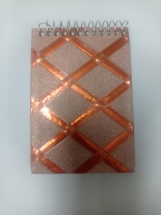 دفترچه یادداشت متوسط 1/16 سیمی جلد سخت متالایزر طرح لوزی خشتی