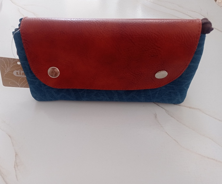 جامدادی و کیف دستی روژانو لیام L-3076 با ترکیب چرم و پارچه مناسب برای مدیران و اساتید