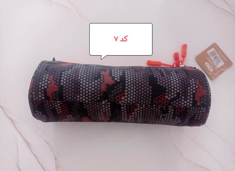 جامدادی سه زیپ استوانه ای طرح دار کد 3064 لیام