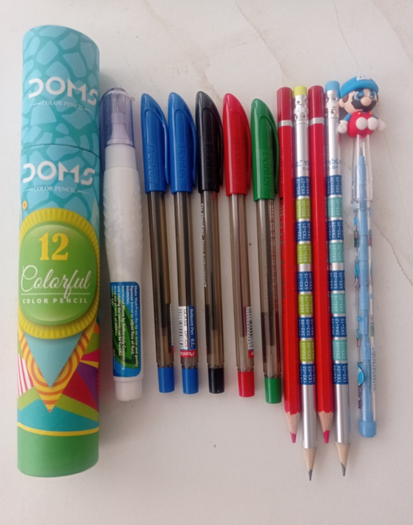 بسته لوازم تحریر سوم دبستان پسرانه مجموعه ۳۰ عددی با ارسال رایگان