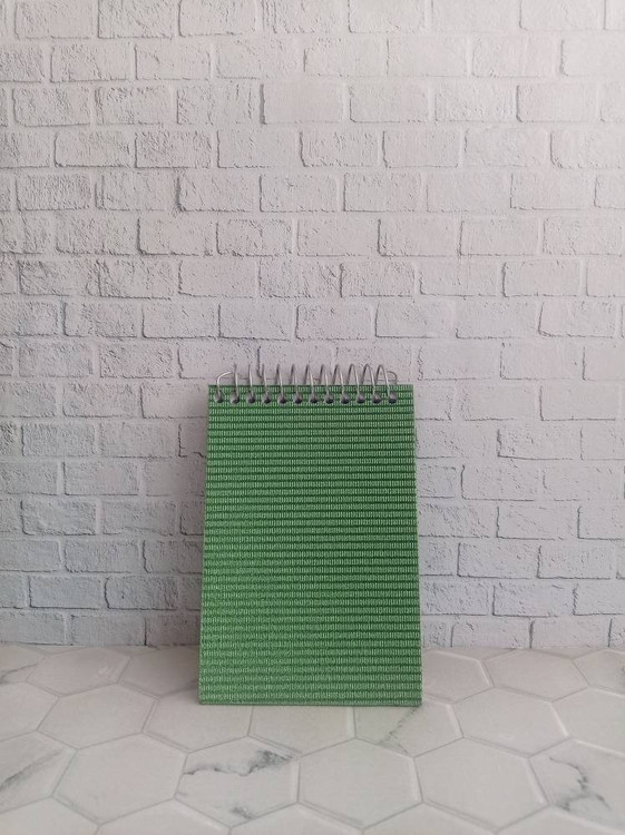 دفترچه یادداشت متوسط 1/16 سیمی جلد سخت متالایزر سبز