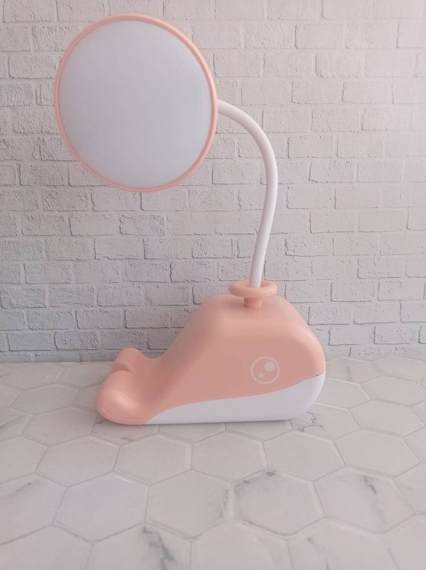 چراغ مطالعه مدل شارژی فانتزی طرح دلفین استند دار